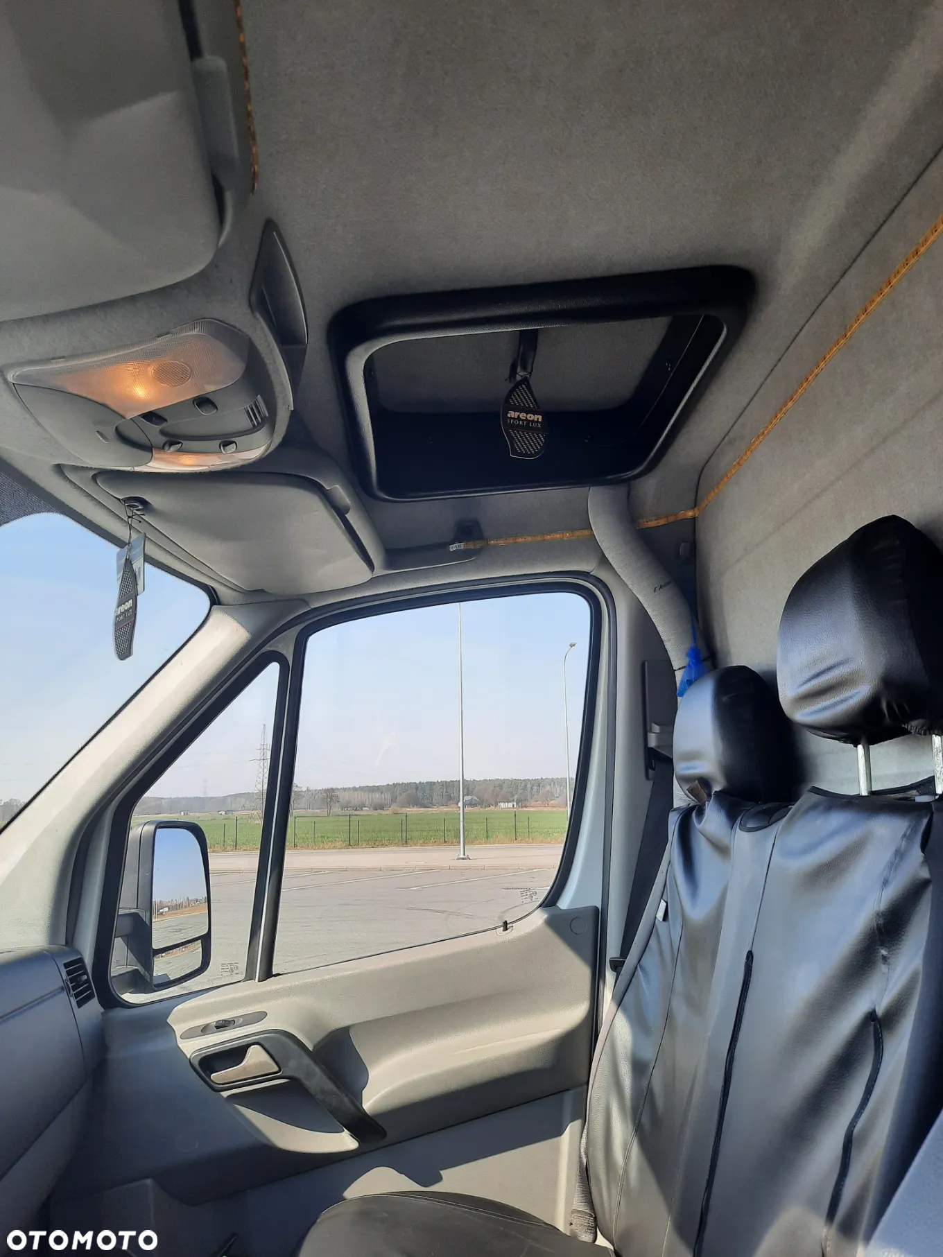 Mercedes-Benz Sprinter - 8