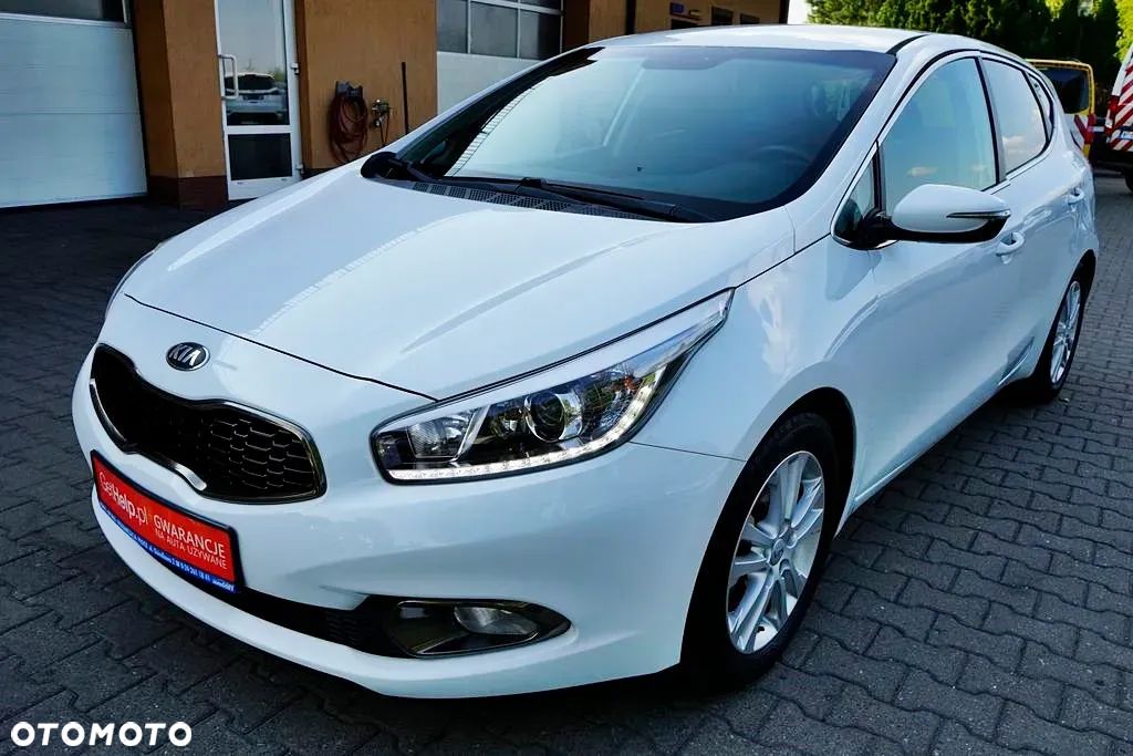 Kia Ceed - 1