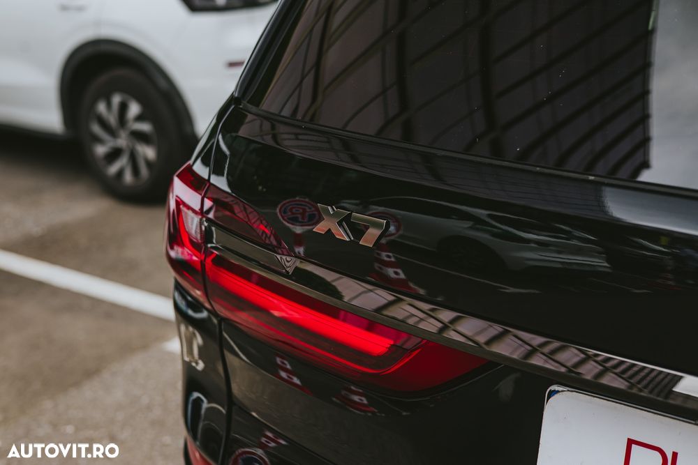 BMW X7 M50d - 14