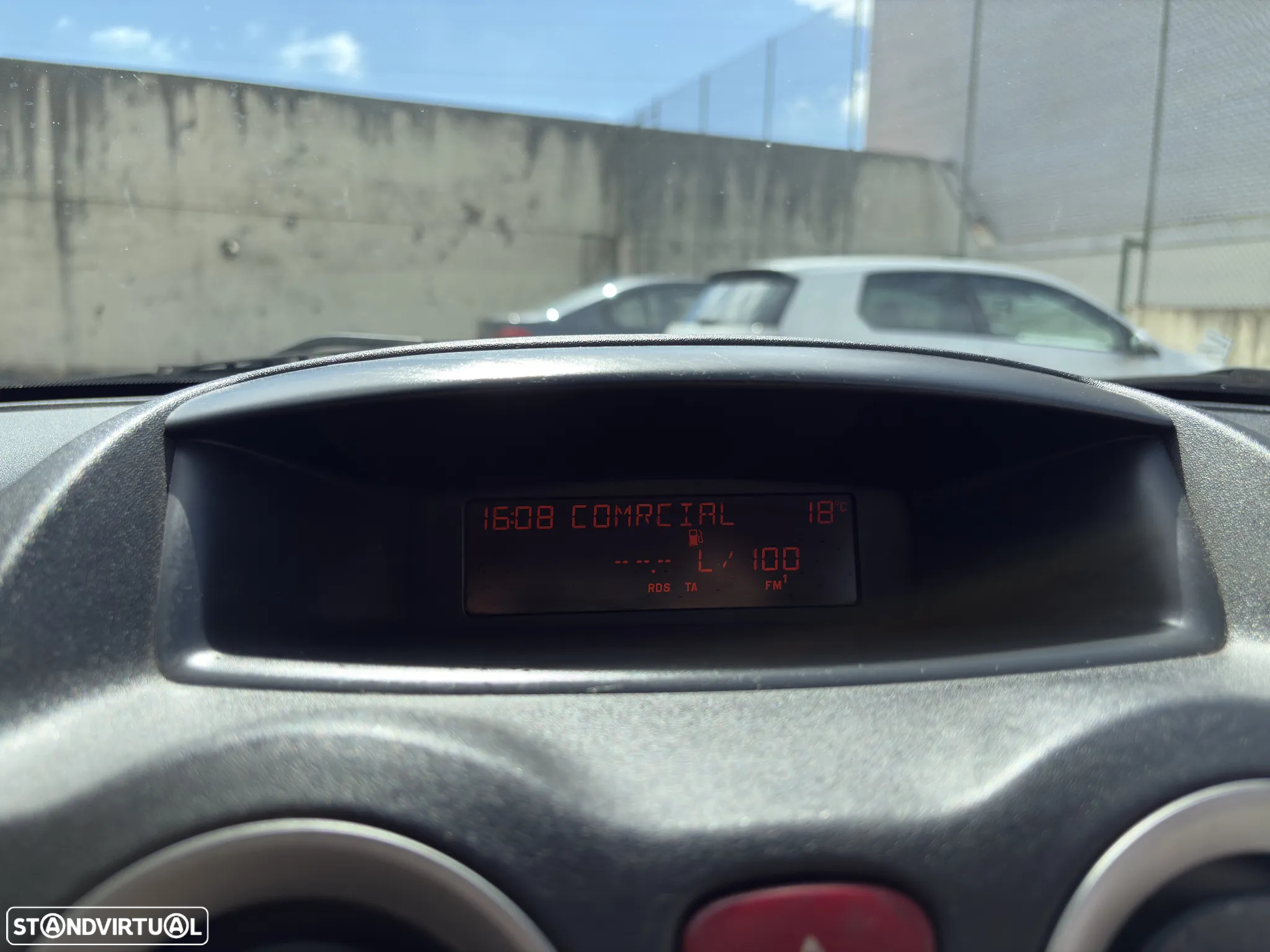 Citroën C3 1.4 HDi Exclusive - 28