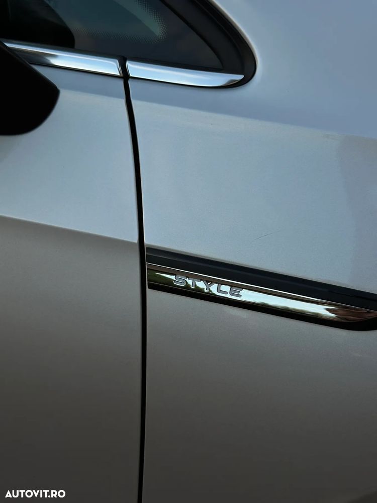Volkswagen Golf 1.5 TSI ACT Style - 24