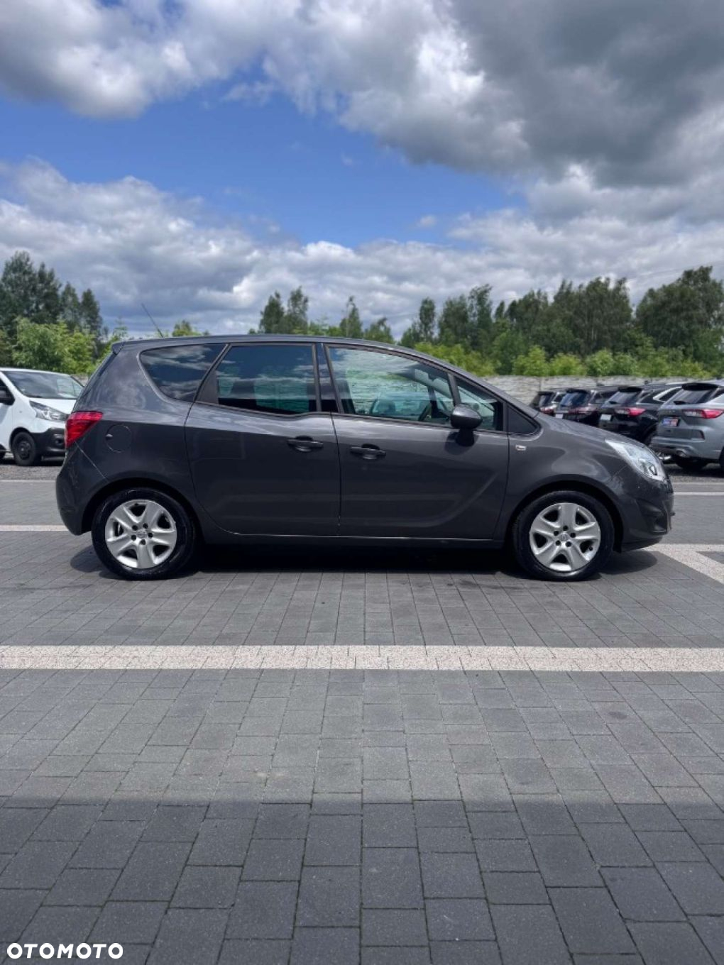 Opel Meriva - 8