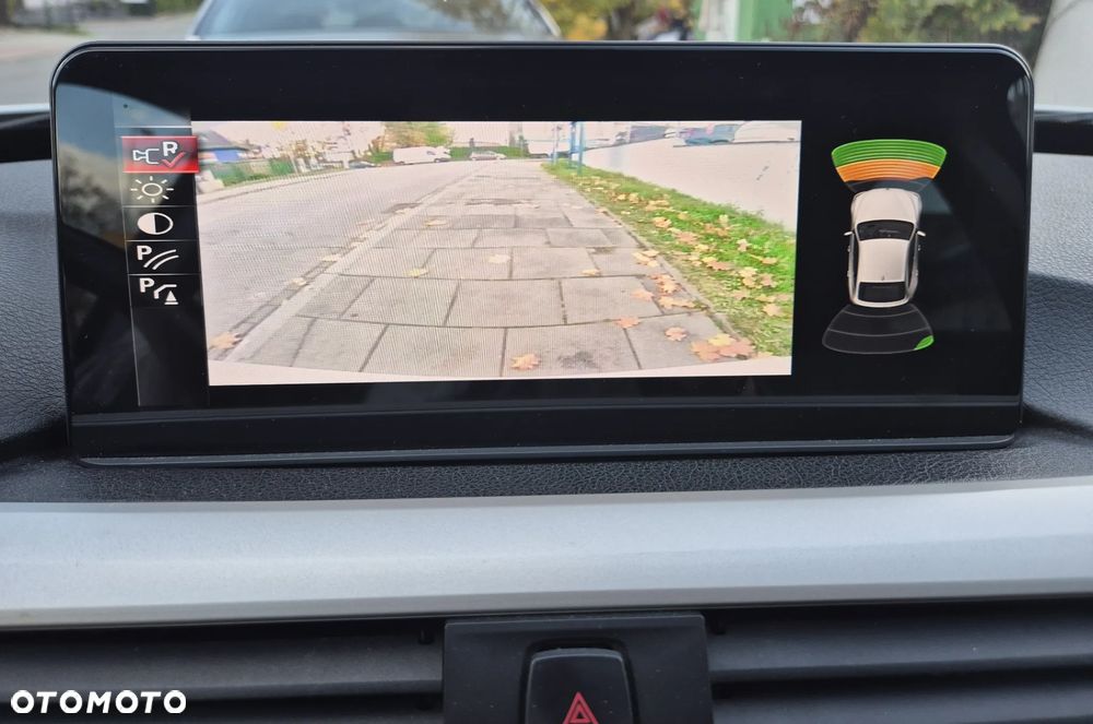 BMW 3GT 318d Business Edition - 22