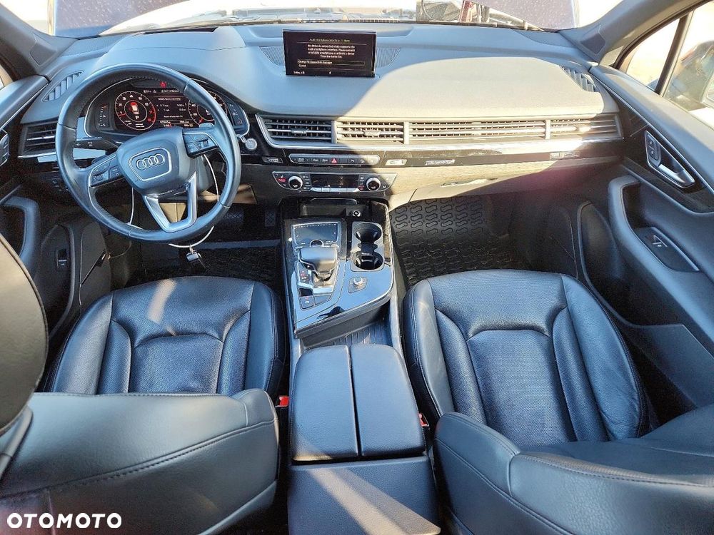 Audi Q7 3.0 TFSI Quattro Tiptronic - 8