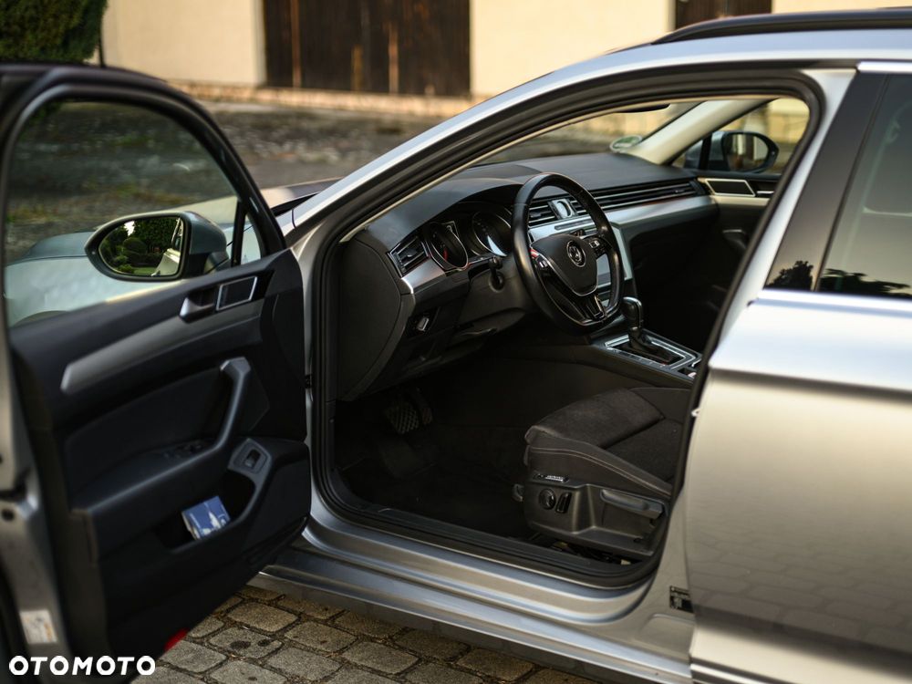 Volkswagen Passat 2.0 TDI BMT Comfortline DSG7 - 17