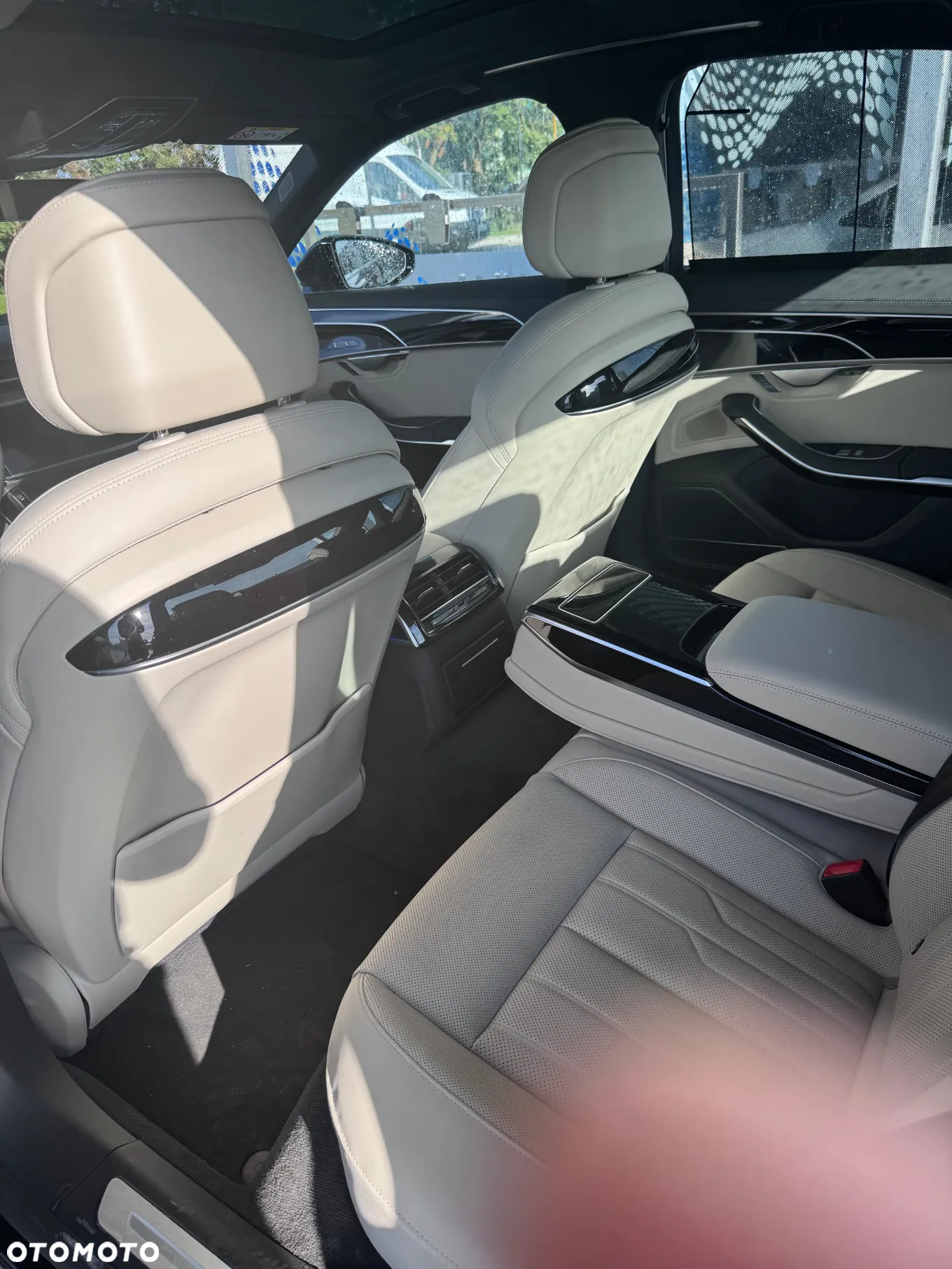 Audi A8 - 8