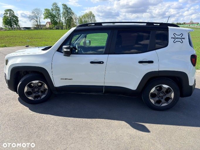 Jeep Renegade 1.6 E-TorQ Sport FWD - 2
