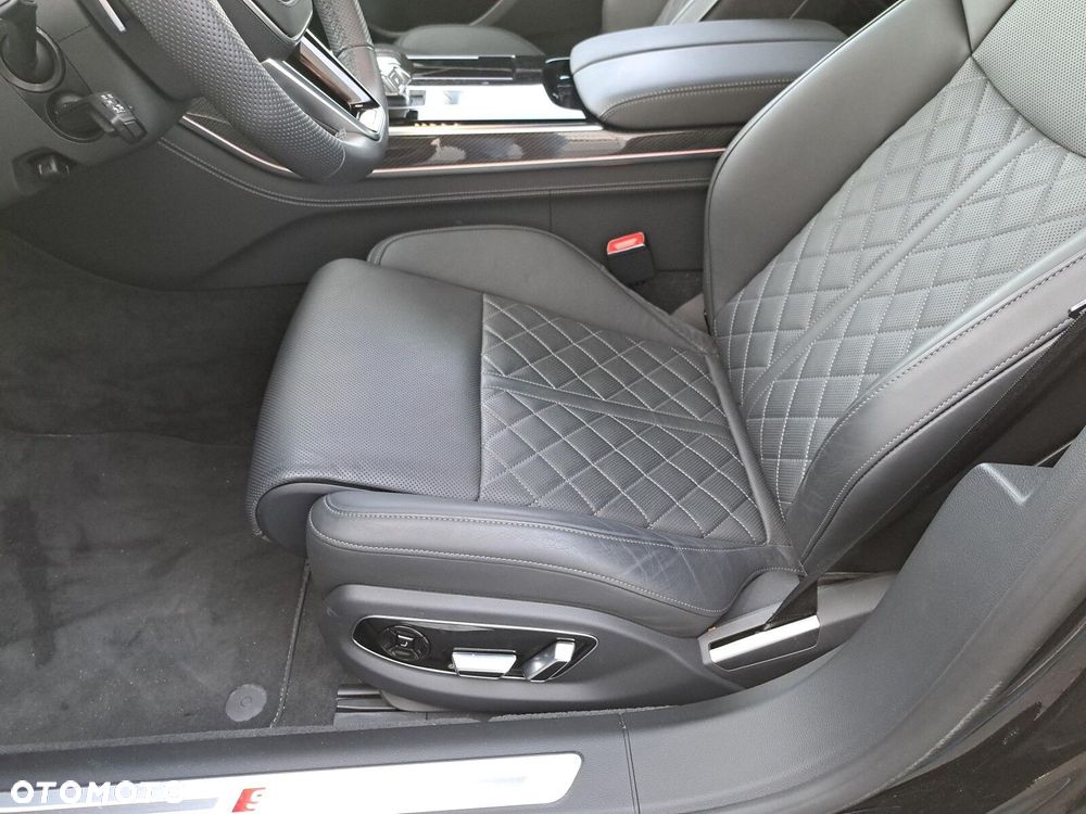 Audi S8 TFSI mHEV Quattro Tiptr - 13