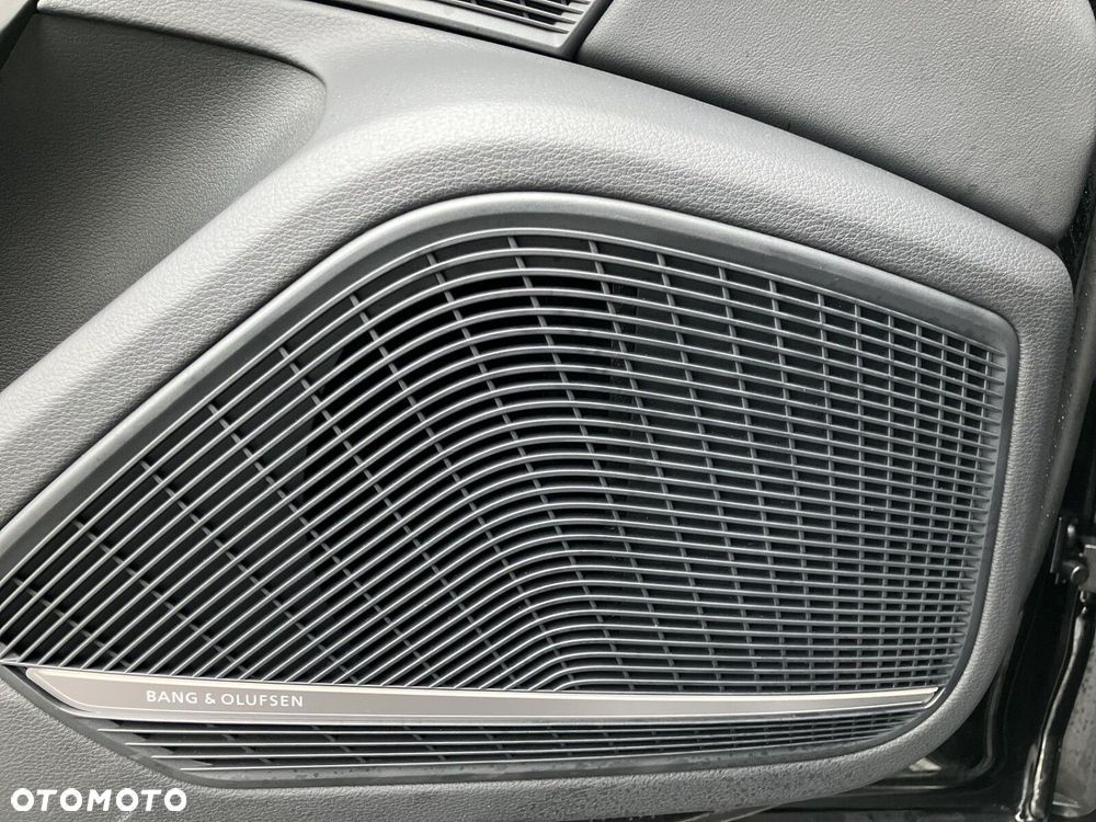 Audi A4 Allroad - 32