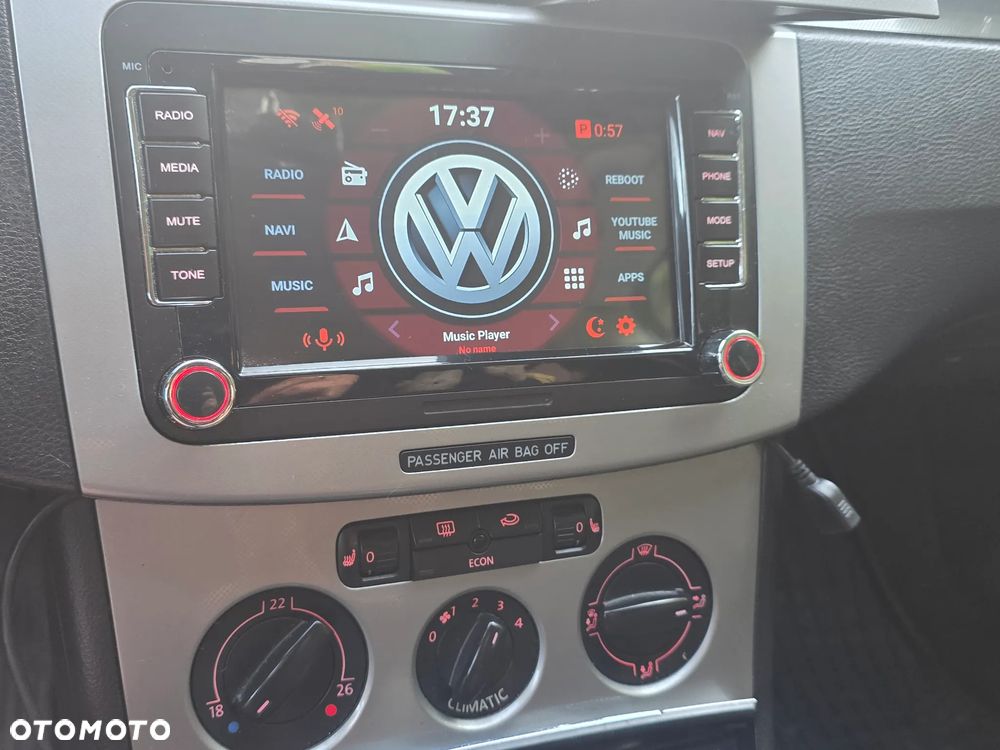 Volkswagen Passat 2.0 TDI Comfortline - 9