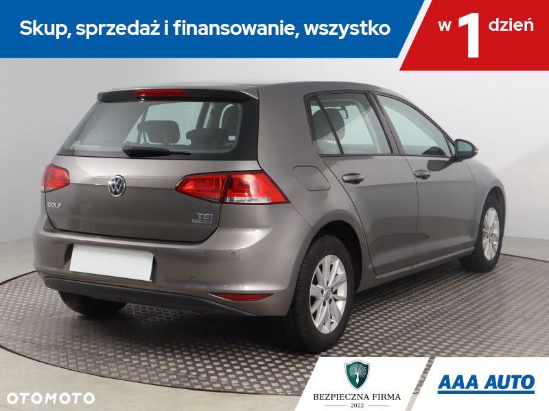 Volkswagen Golf - 7