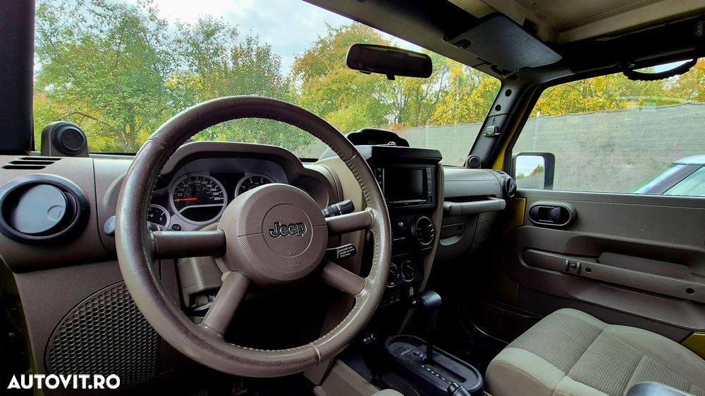 Jeep Wrangler - 6