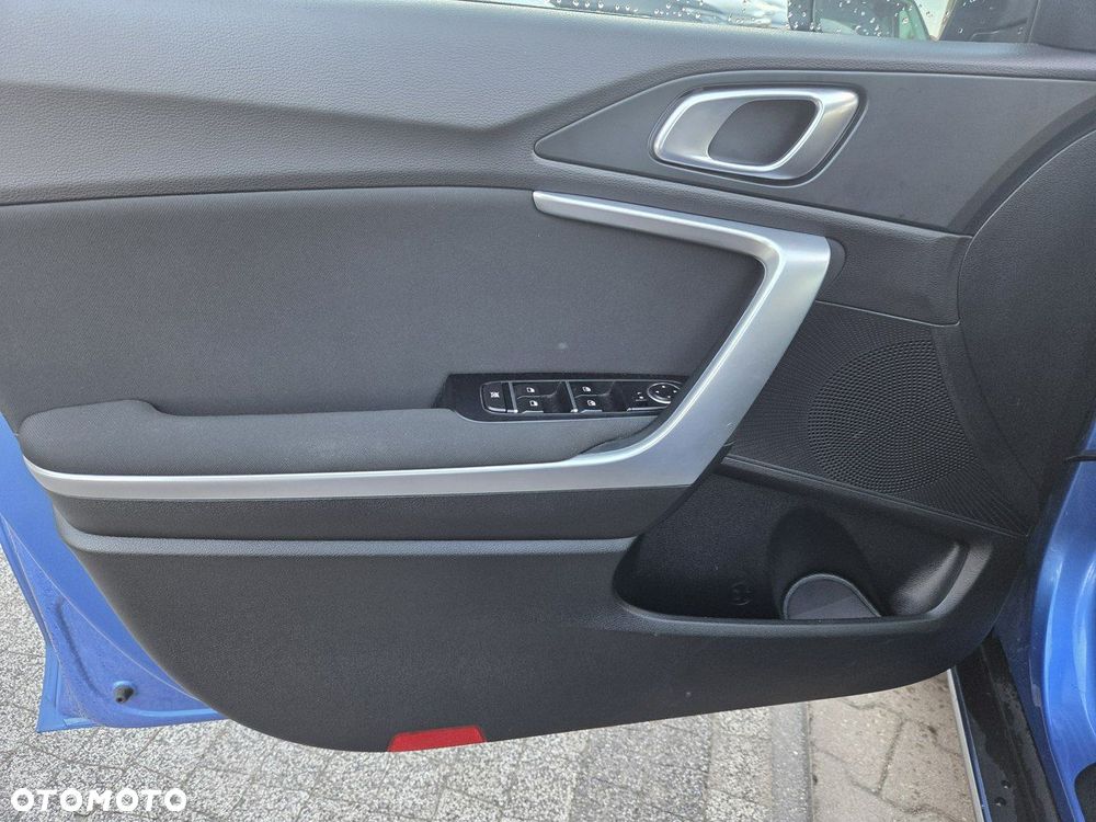 Kia XCeed 1.5 T-GDI M - 13