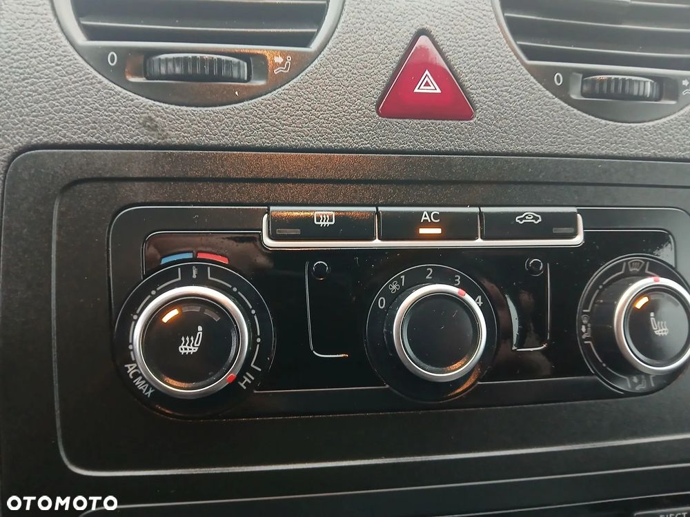 Volkswagen CADDY - 16