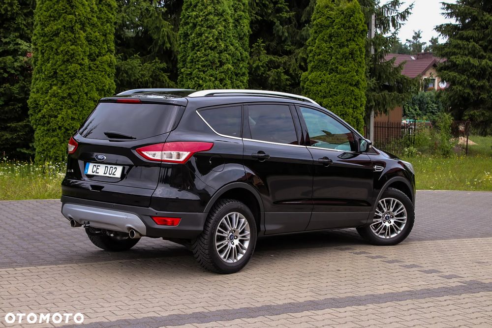 Ford Kuga 2.0 TDCi 2x4 Titanium - 8