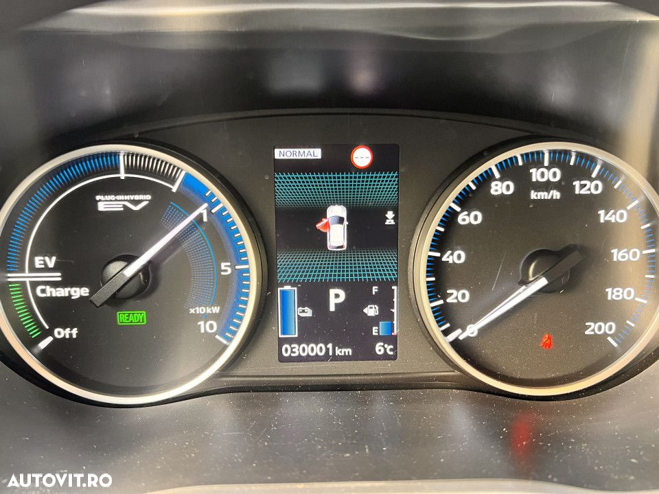 Mitsubishi Eclipse-Cross - 18