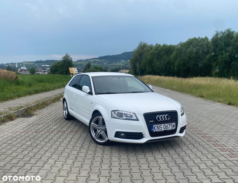 Audi A3 Sportback - 1