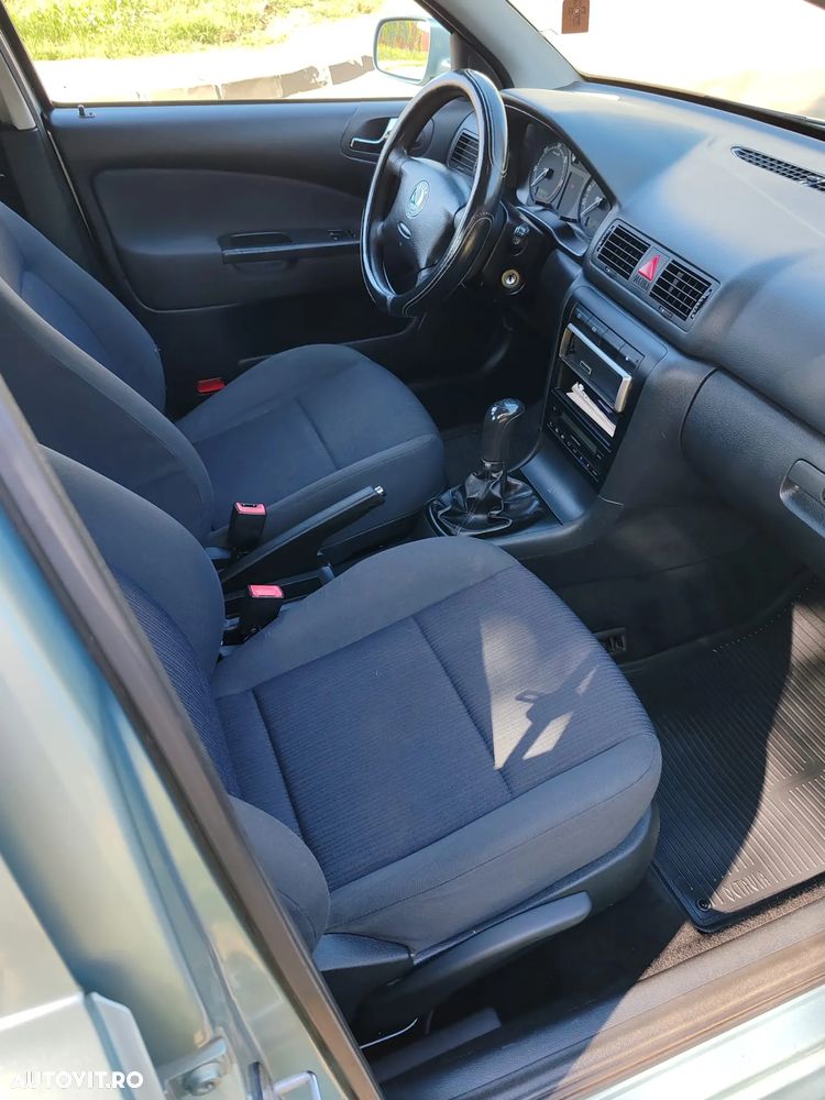 Skoda Octavia Tour 1.9 TDI - 1