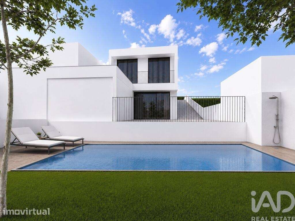 Casa / Villa T3 em Freixo de Cima e de Baixo de 221,00 m2 - Grande imagem: 4/21
