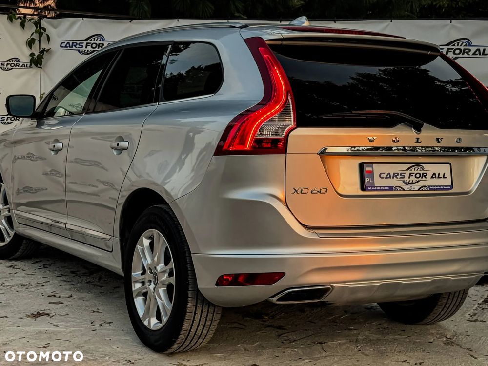 Volvo XC 60 T5 Momentum - 7