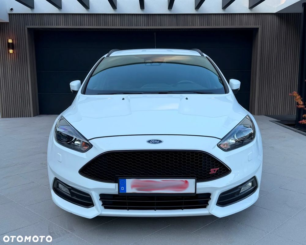 Ford Focus 2.0 EcoBoost ST mit Leder-Exclusiv-Paket - 15