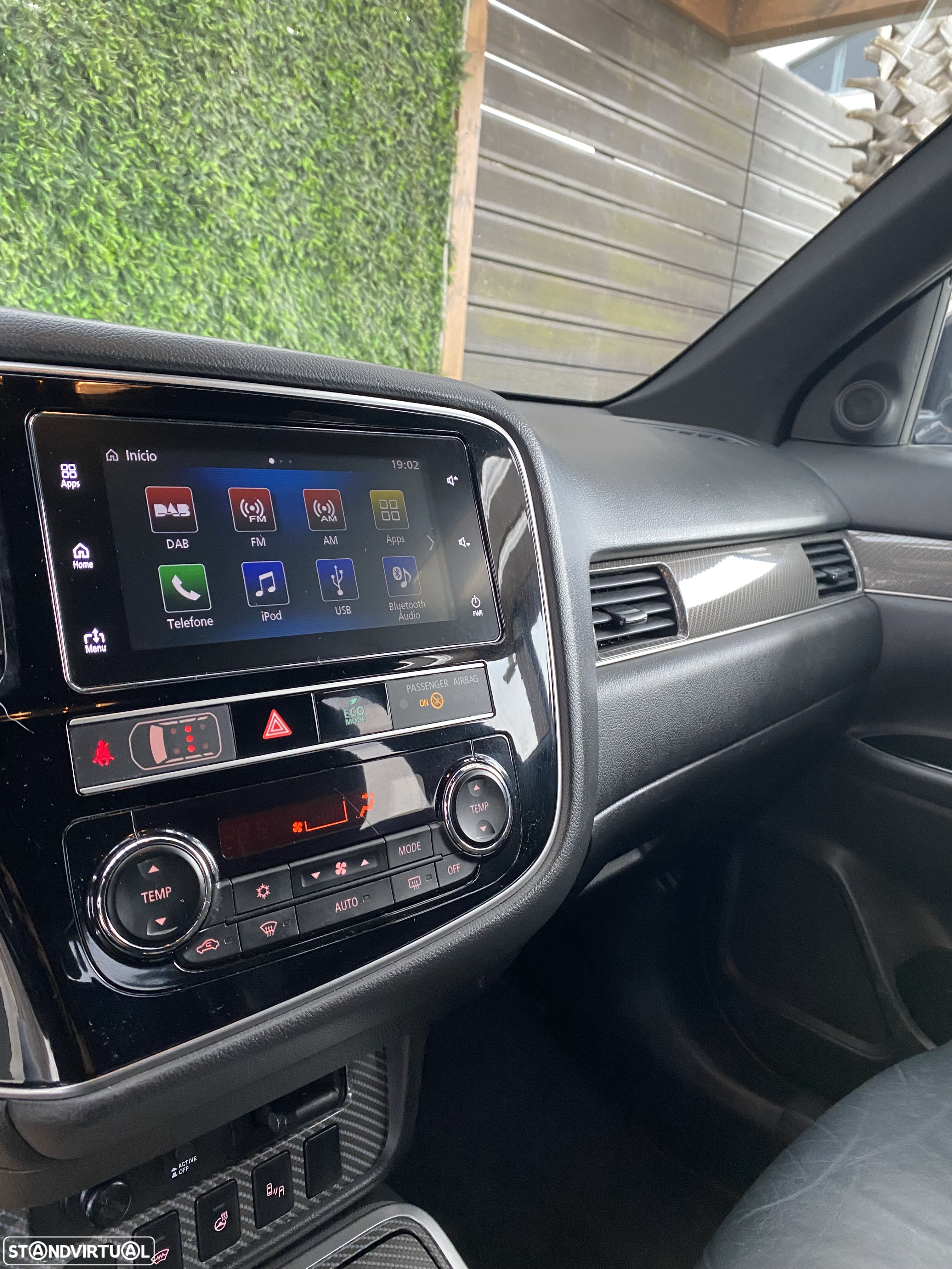 Mitsubishi Outlander 2.4 PHEV Intense - 21