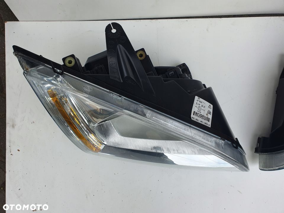 LAMPA PRZÓD PRAWA FORD FOCUS MK2 EUROPA ORYGINAŁ - 3