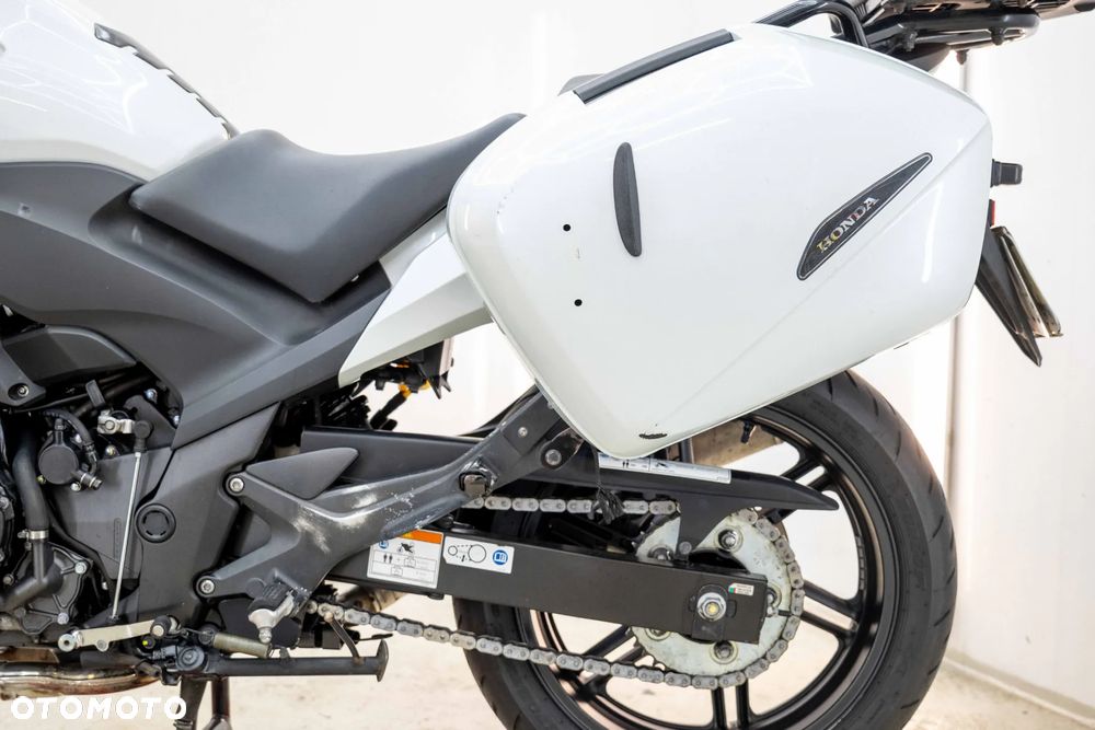 Honda CBF - 16