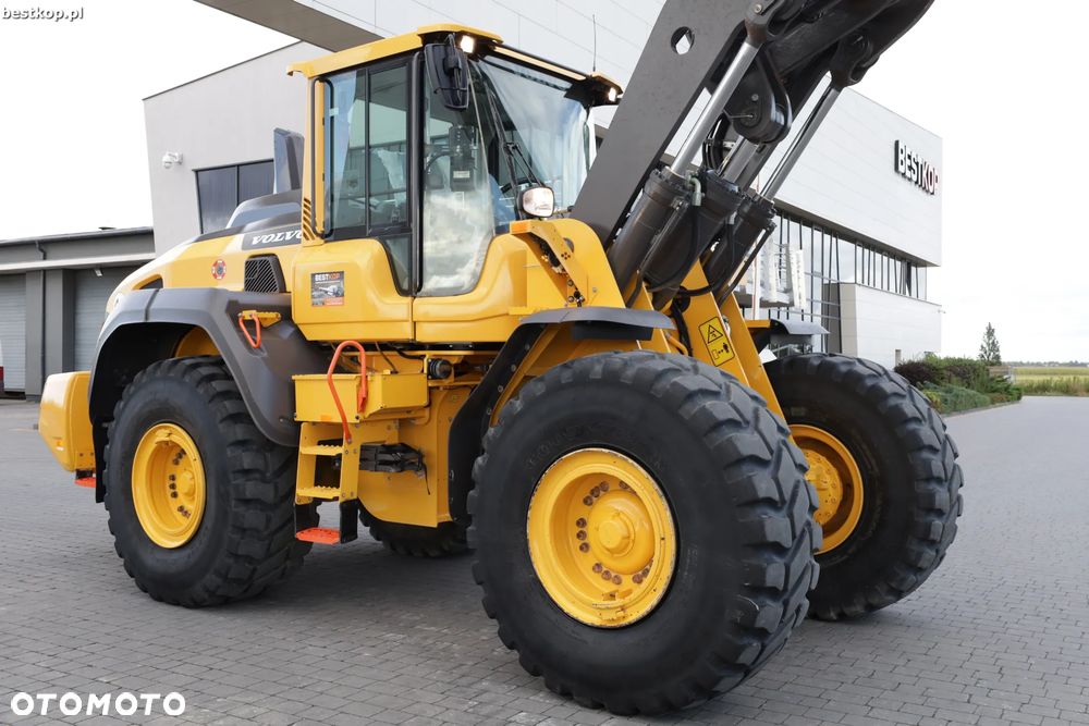 Volvo L120H - 20
