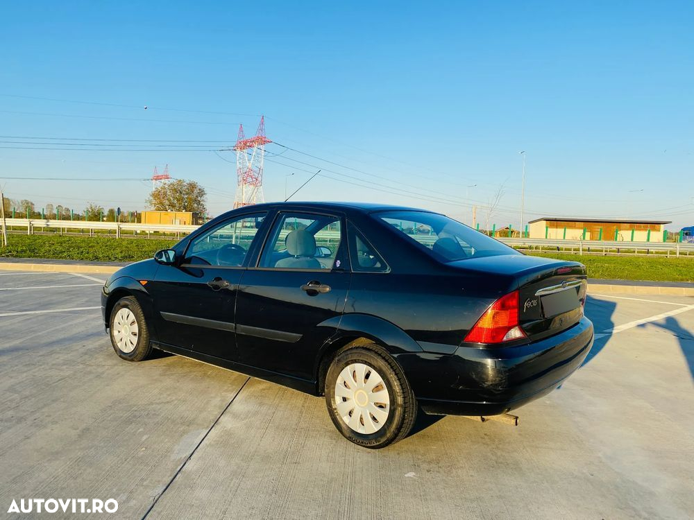 Ford Focus 1.6 16V Ghia - 5