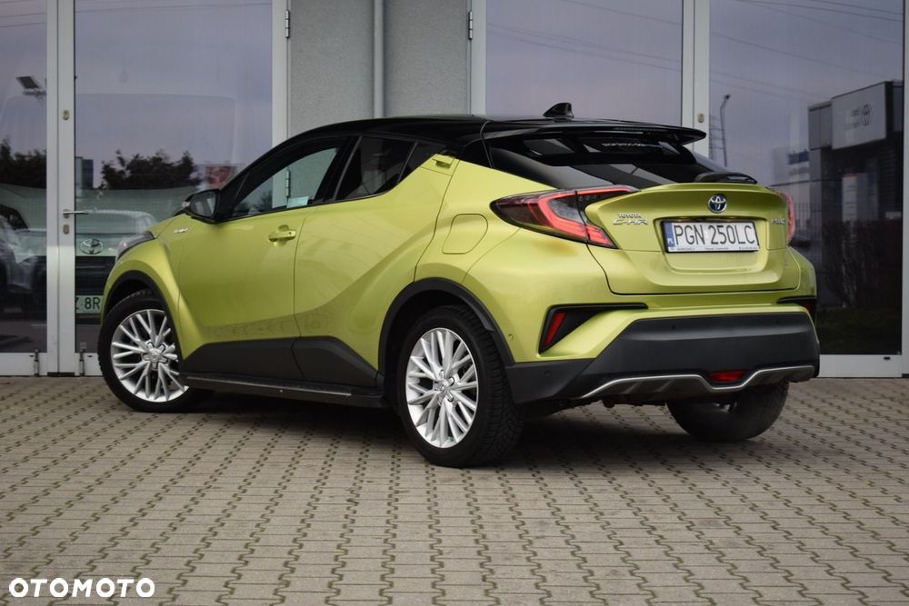 Toyota C-HR 1.8 Hybrid Neon Lime powered by JBL - 4