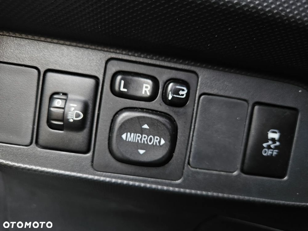 Toyota Auris 1.6 Edition - 28