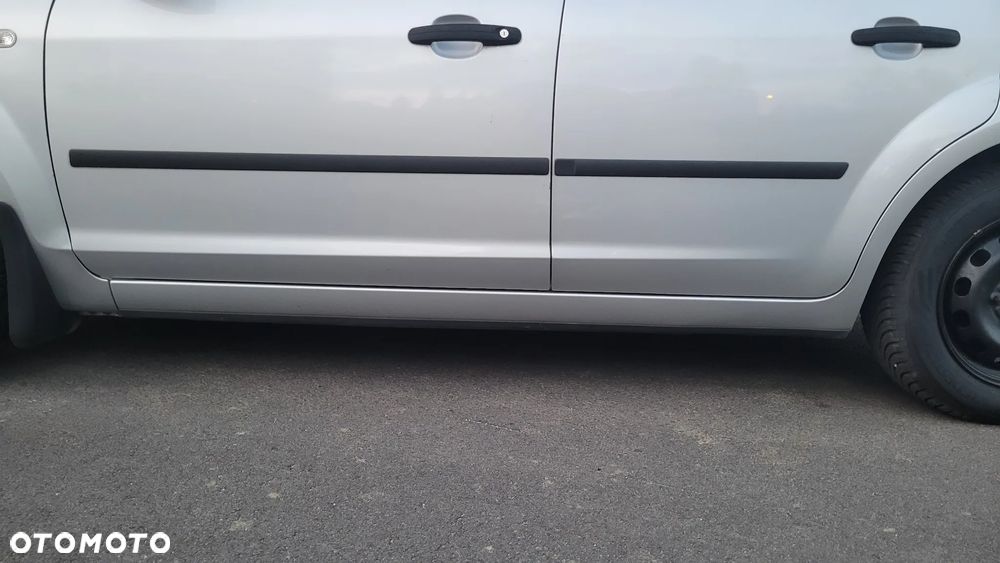 Ford Focus 1.4 16V Fun - 5