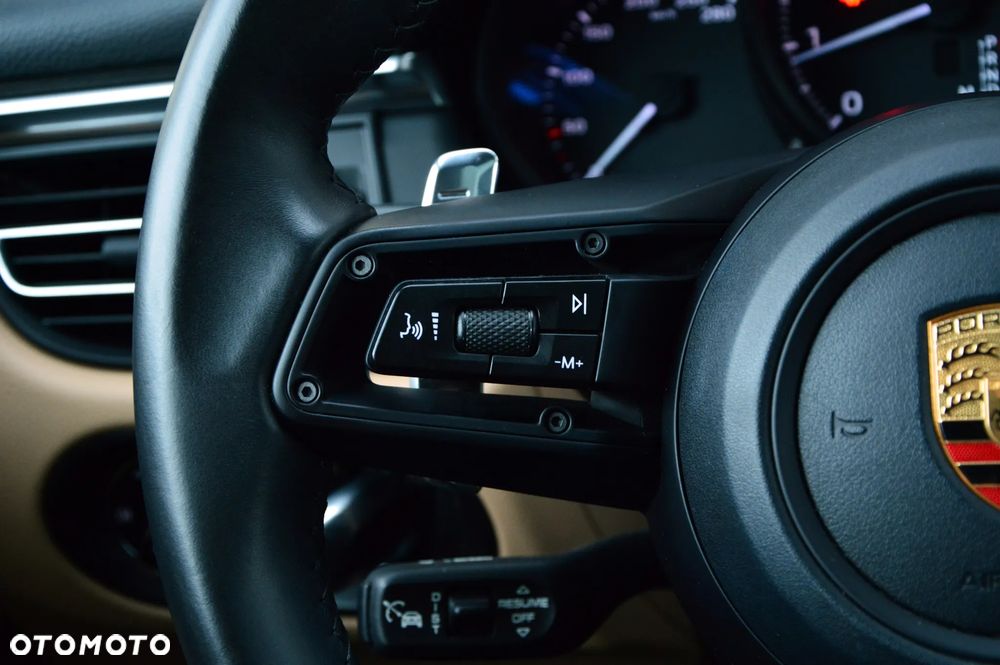 Porsche Macan Standard - 27