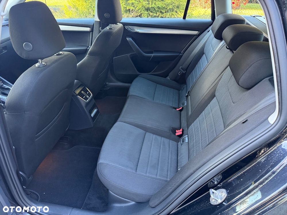 Skoda Octavia - 6
