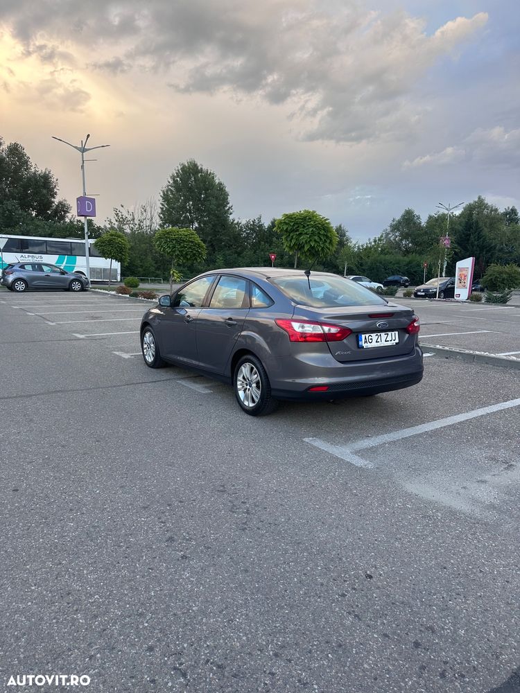 Ford Focus 1.6 Ti-VCT Trend - 5