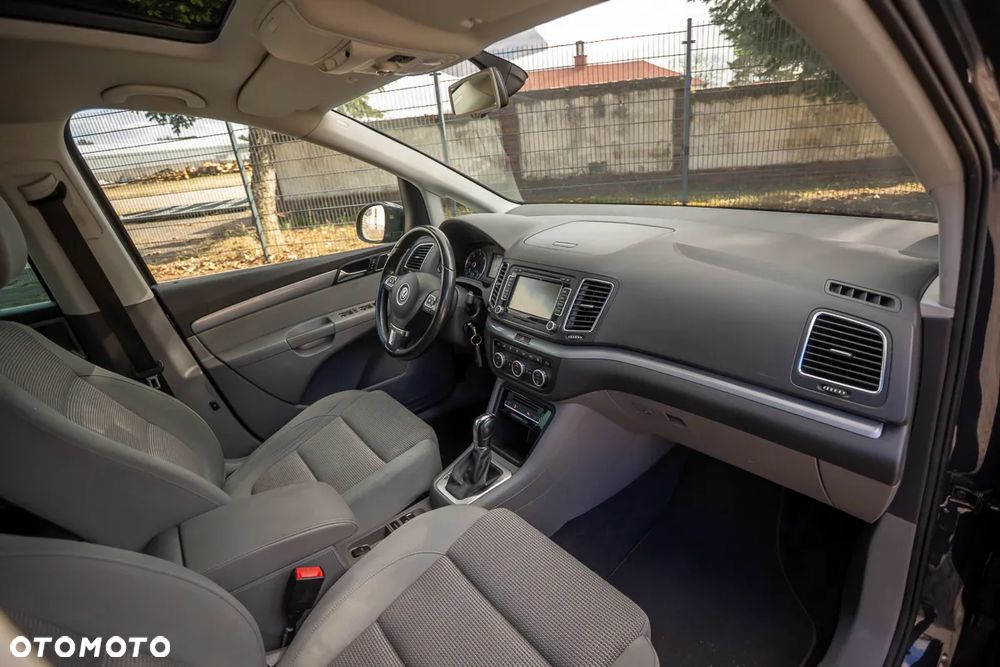 Volkswagen Sharan 2.0 TDI DSG BlueMotion Technology Comfortline - 34