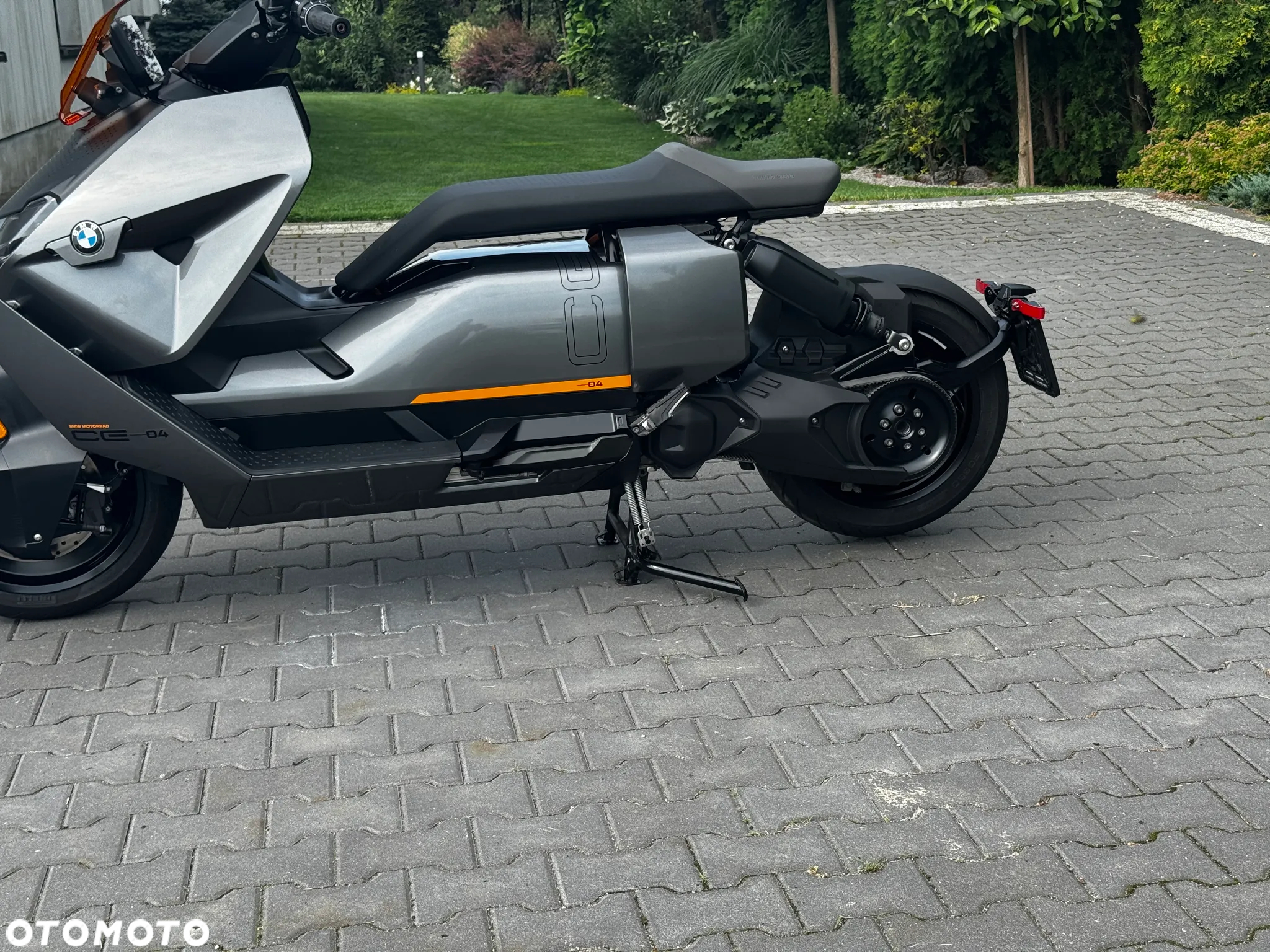 BMW CE 04 - 8