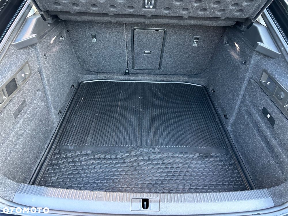 Skoda Superb - 38