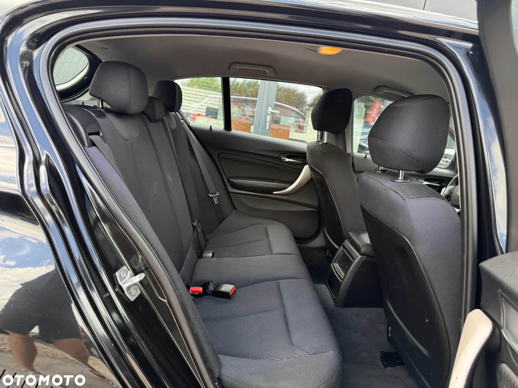 BMW Seria 1 114i - 31