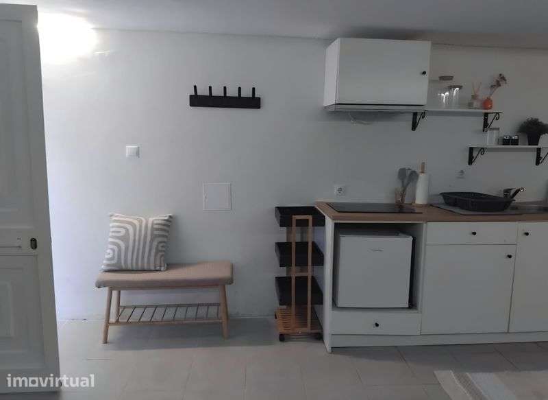 Estúdio Entre-os-Rios Penafiel com água e luz incluídos - Grande imagem: 5/6