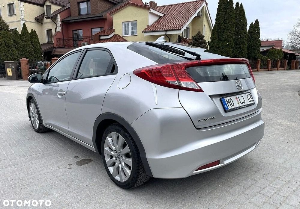Honda Civic 2.2 i-DTEC Comfort - 4
