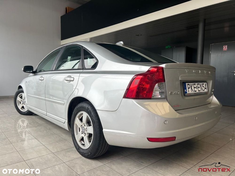 Volvo S40 1.6D Momentum - 4