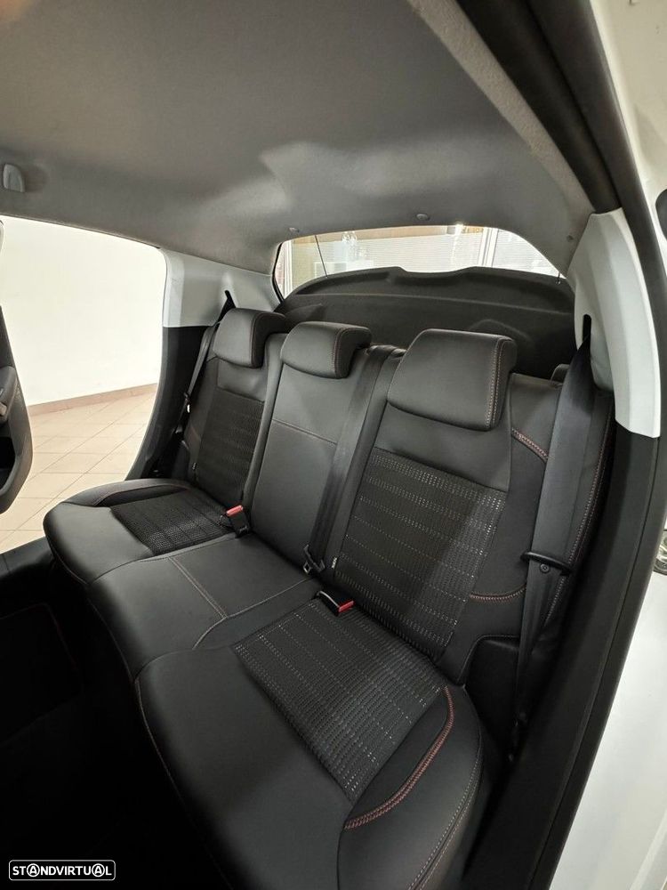 Peugeot 208 1.2 PureTech GT Line - 24