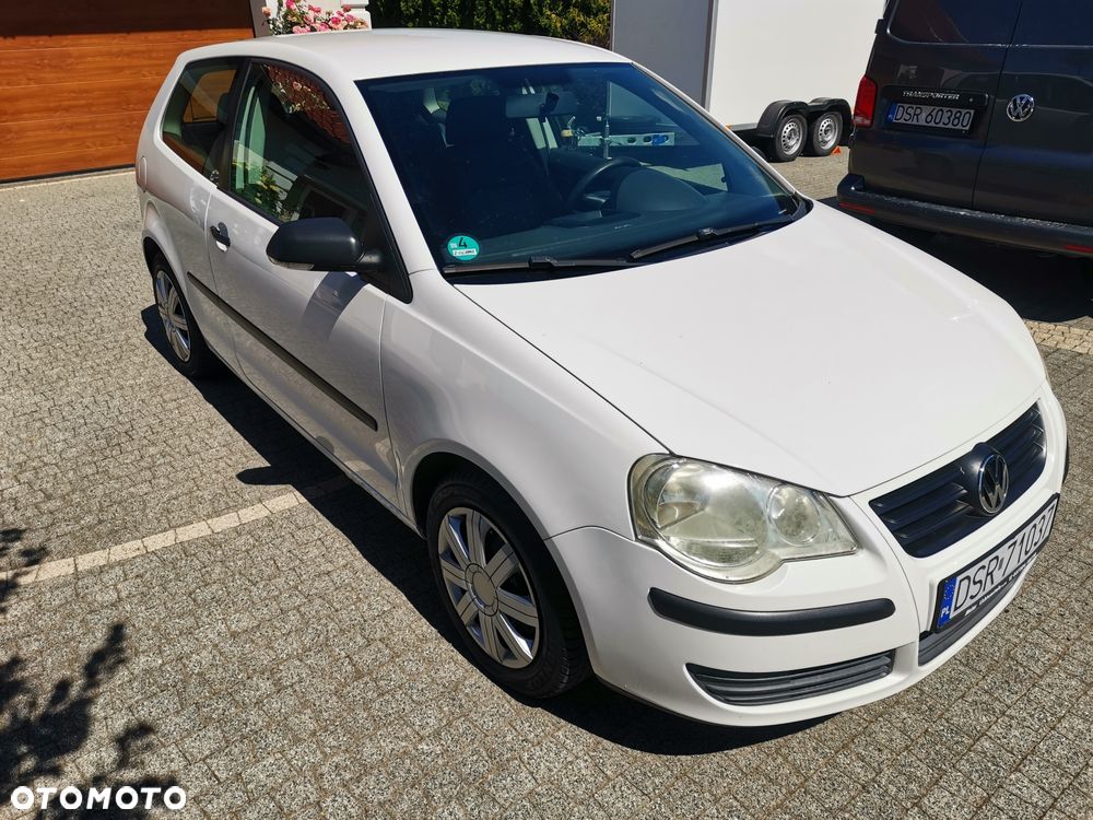Volkswagen Polo - 1