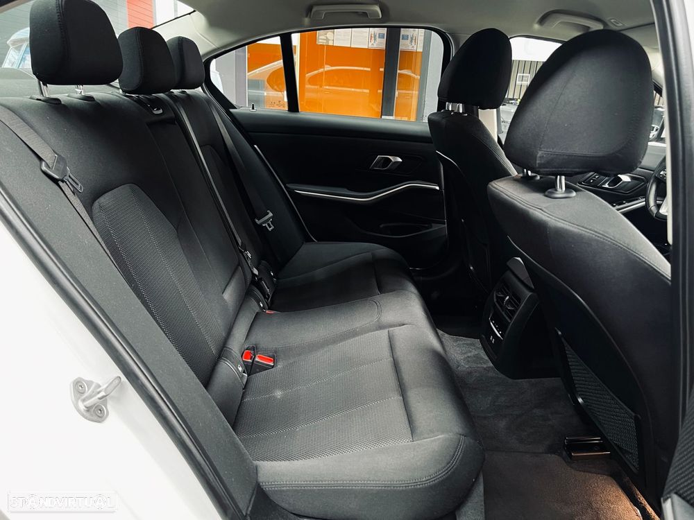 BMW 330 e Corporate Edition Auto - 28