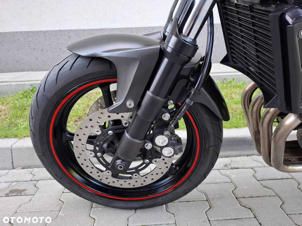 Yamaha FZ6 - 9