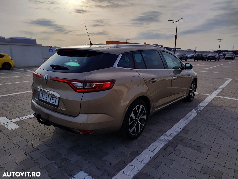 Renault Megane TCe 140 GPF BOSE EDITION - 11