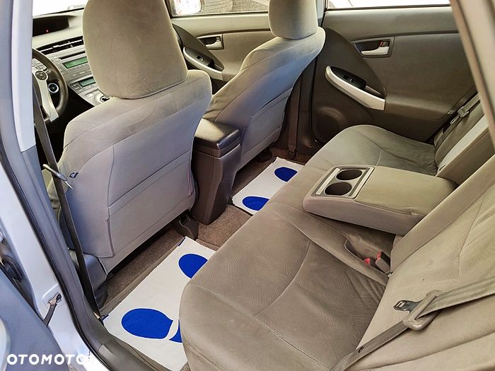 Toyota Prius - 31
