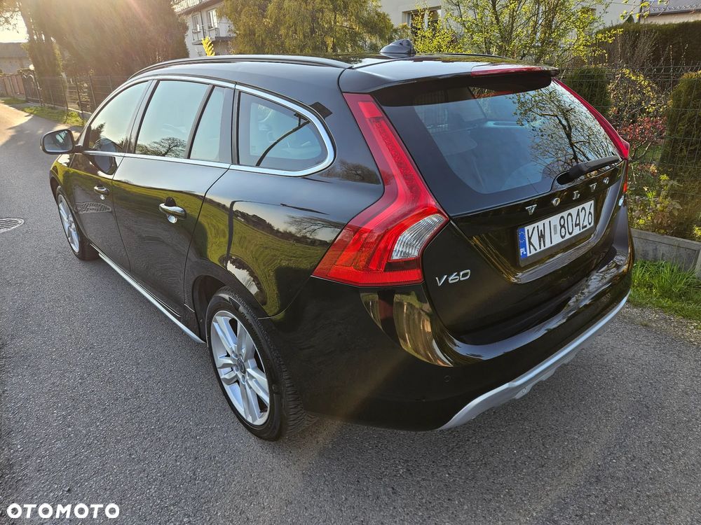 Volvo V60 D4 Momentum - 8